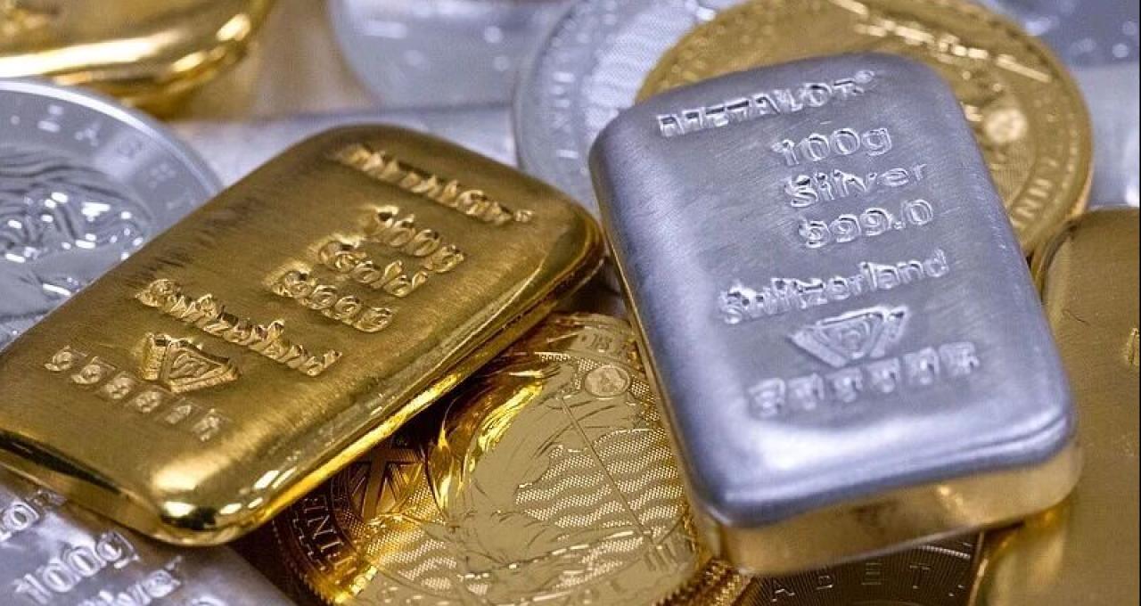 黄金破4200美元，白银年涨82%！还能入场吗？