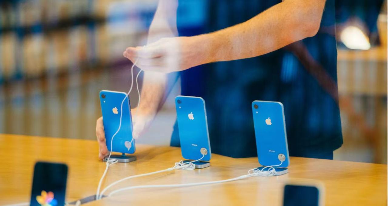 创意败给性价比？苹果“史上最薄iPhone”初期销量远逊预期