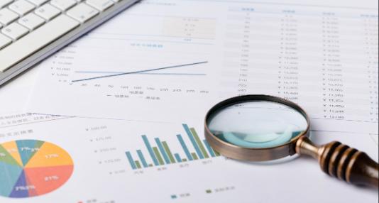 产业周观察｜理想汽车Q4净利同比下降99%；苹果降低中国应用商店佣金率；酒类五大违法违规行为将被严查