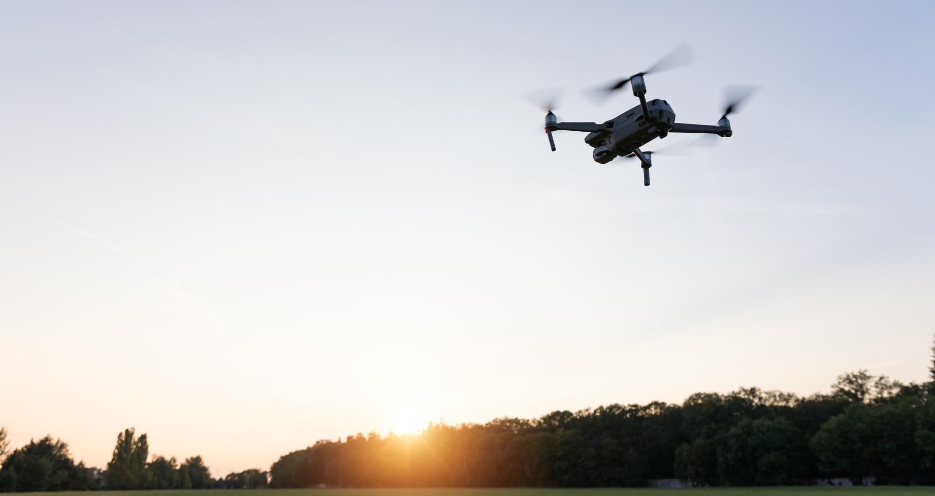 HH-200航空商用无人运输系统首飞成功