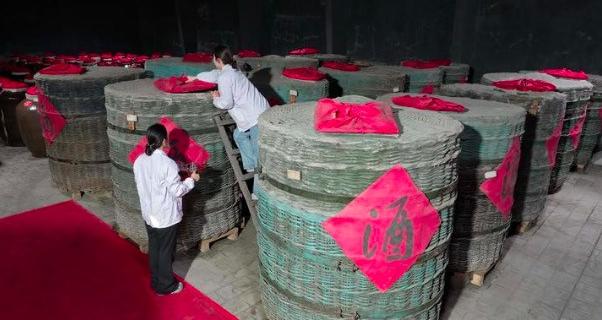 白酒股反弹 难掩行业经营压力