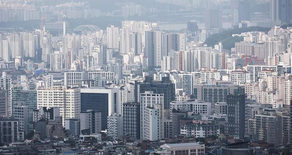 详解15万亿元城市更新：钱从哪来？谁将获益？