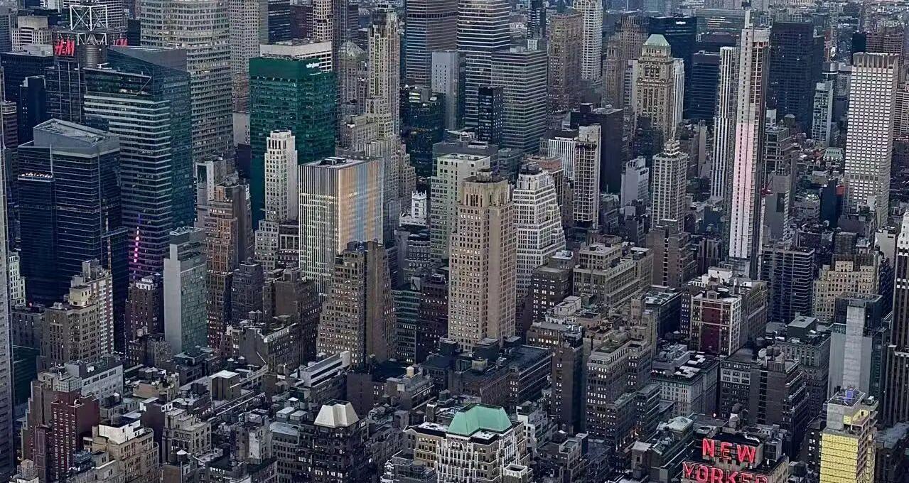 特朗普拟建首支“人工智能部队”，招揽顶尖人才巩固美国优势